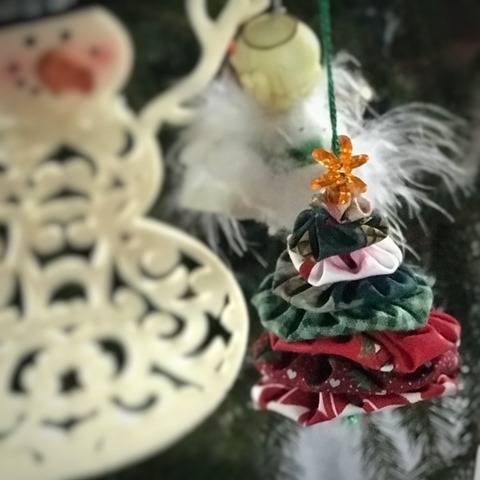 yoyo christmas tree ornament